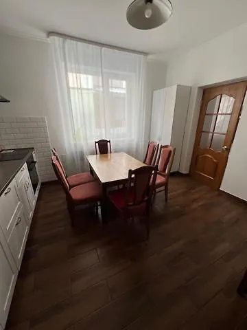 на кульпарківській, Viktoria Gardens, франківський район, тц південний アパート *